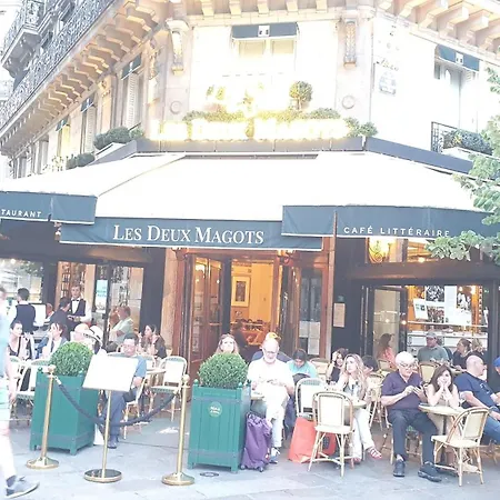 Center Paris, Amusing2bed Room,68sqm-5 Mins Eiffel Tour And Louvre Meusm ,gare Montparnasse ,front Metro Apartment