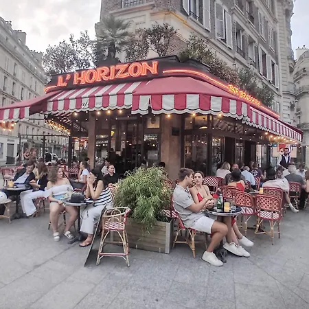 Apartment Center Paris, Amusing2bed Room,68sqm-5 Mins Eiffel Tour And Louvre Meusm ,gare Montparnasse ,front Metro *